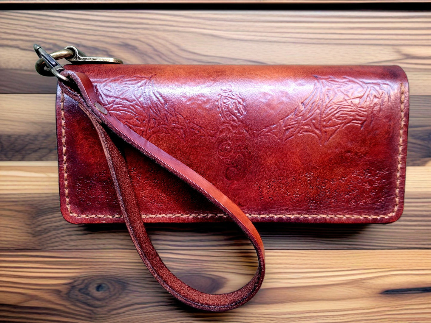 Custom Wrist Clutchs