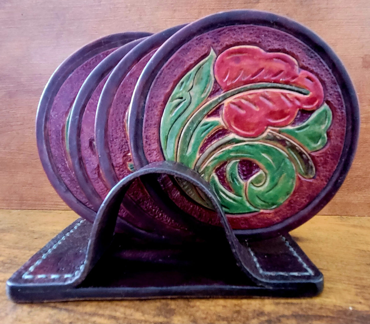 Set of 4 Round Coasters w/Stand